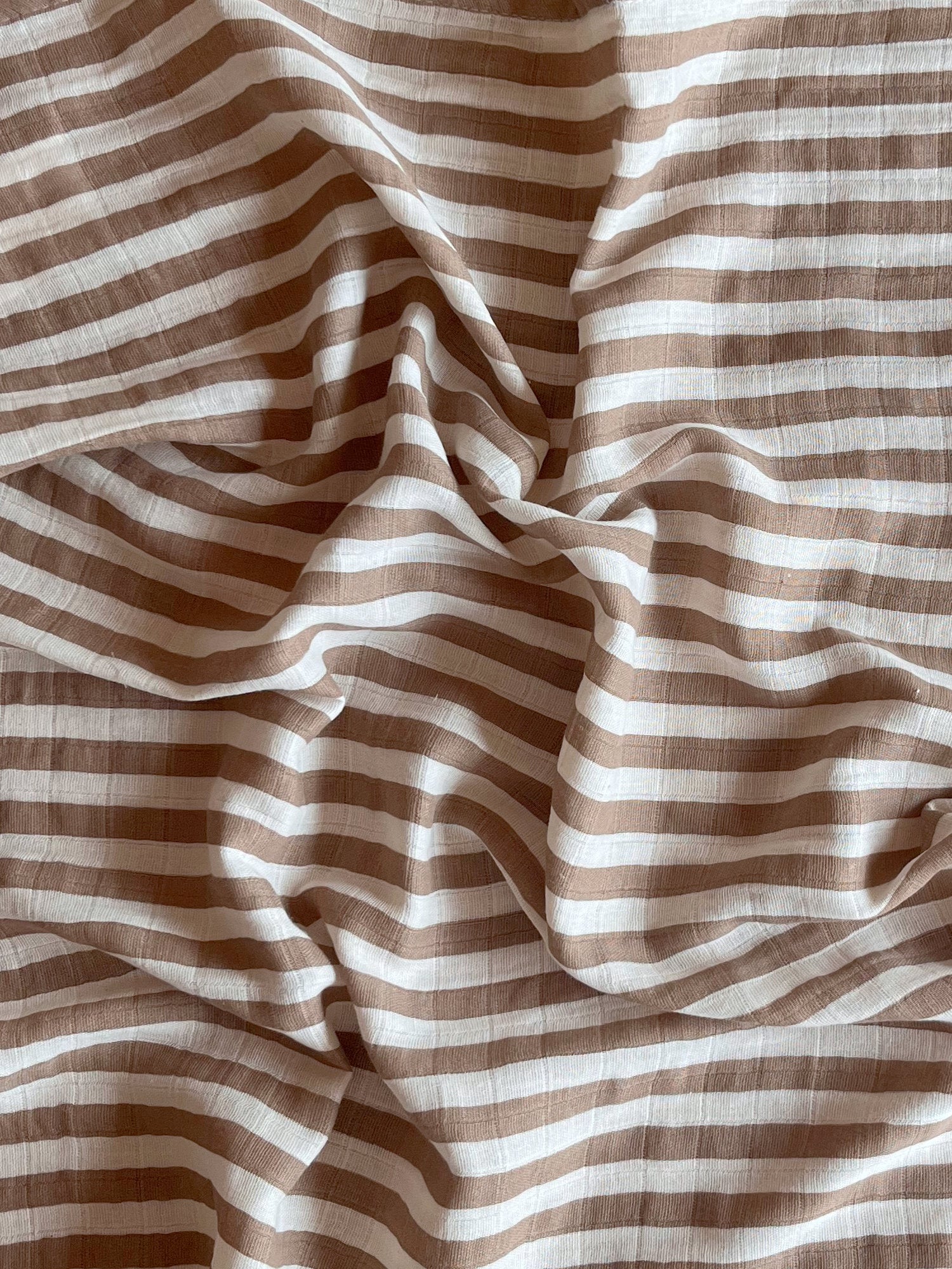 Hydrofiel doek 70x70 | Beige gestreept