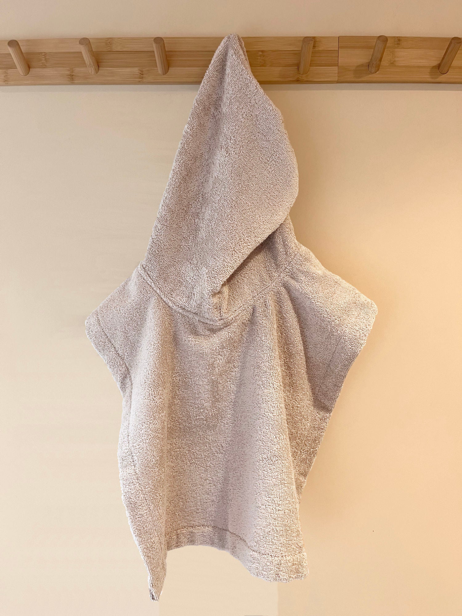 Badponcho | Oats
